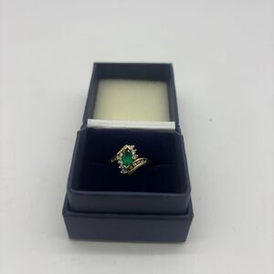 Unknown 14k Emerald & Diamond Ring